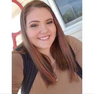 Meet your Posher, Brooke